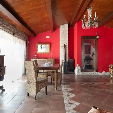 Apartment Ai Confini Dell Etna 1 *